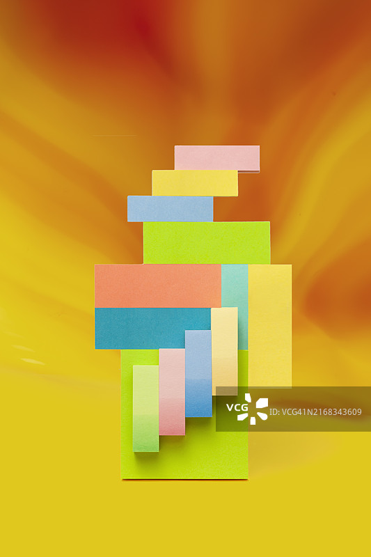 彩色便利贴的各种堆叠表达式图片素材