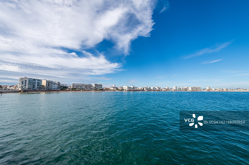 莱萨布勒多隆全景图片素材