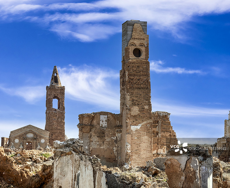 西班牙内战期间被炸毁的贝尔奇特市教堂遗址图片素材