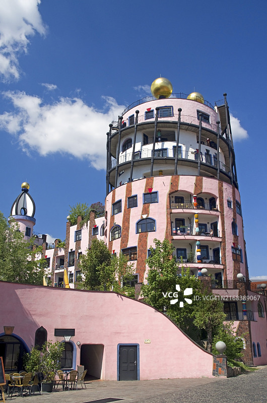 德国马格德堡绿色城堡百水公寓图片素材