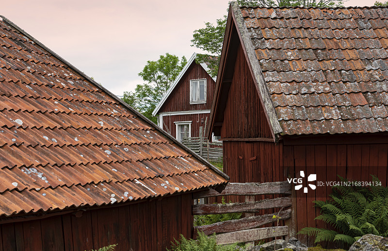 瑞典乡村红色木屋图片素材