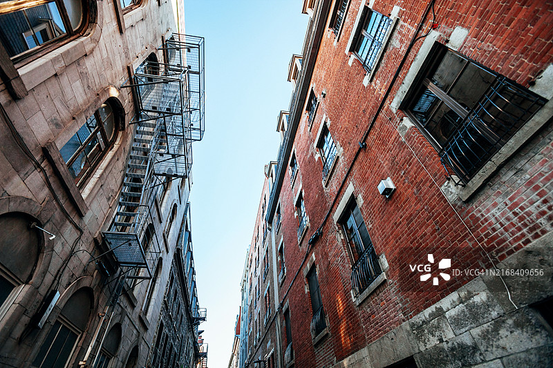 蒙特利尔老城区小巷图片素材