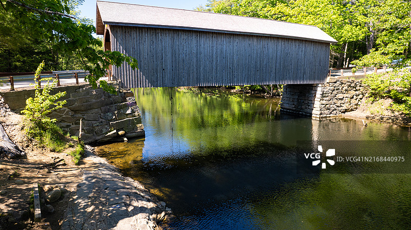 历史悠久的巴布斯桥图片素材