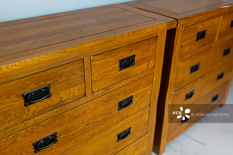 木制储物柜图片素材