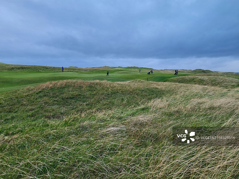 八月多云午后拉辛奇高尔夫俱乐部图片素材