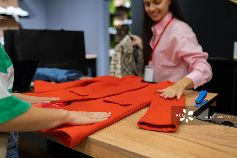 女销售员图片素材