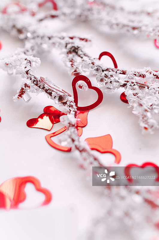 桌子上心形特写图片素材