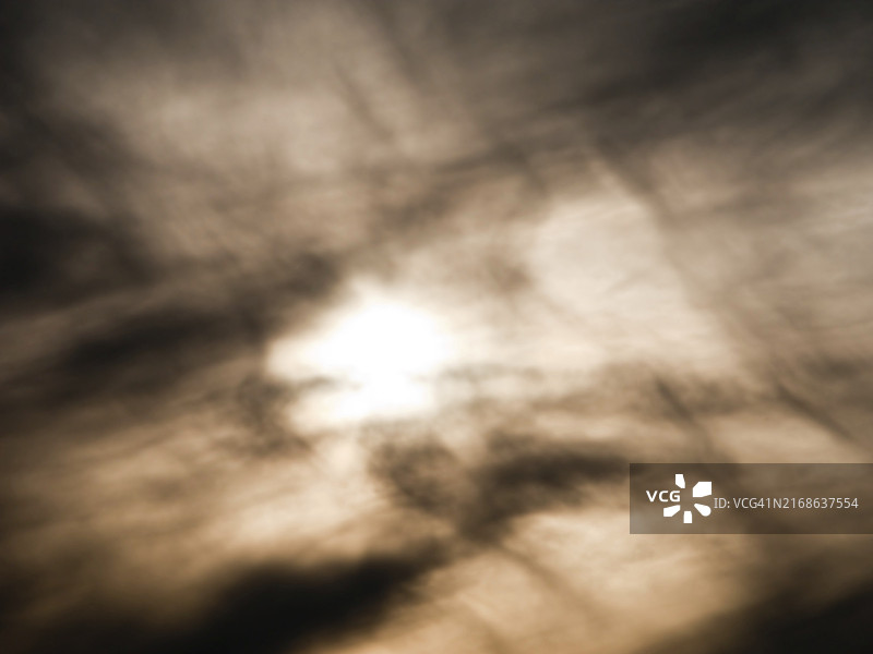 阳光天空云朵自然背景场景图片素材