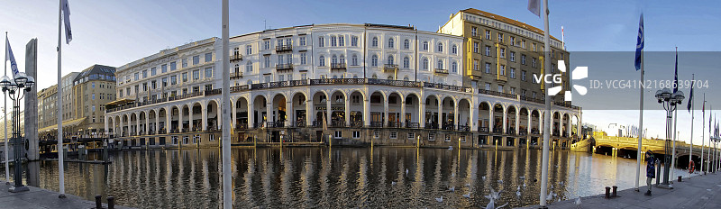 汉堡阿尔斯特拱廊全景图片素材