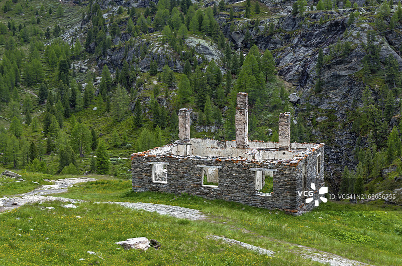 瓦尔马泰洛建筑物遗址，南蒂罗尔图片素材