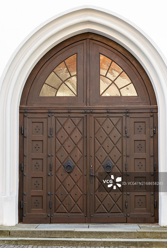 德国巴伐利亚的教堂门图片素材