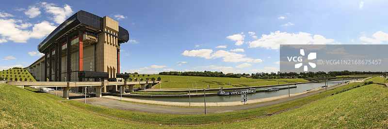 斯特雷比-蒂厄图片素材