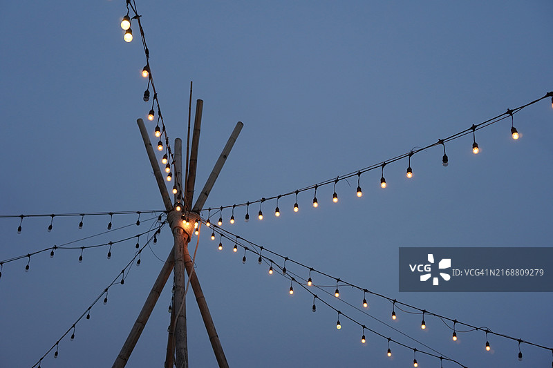 LED灯泡电线图片素材