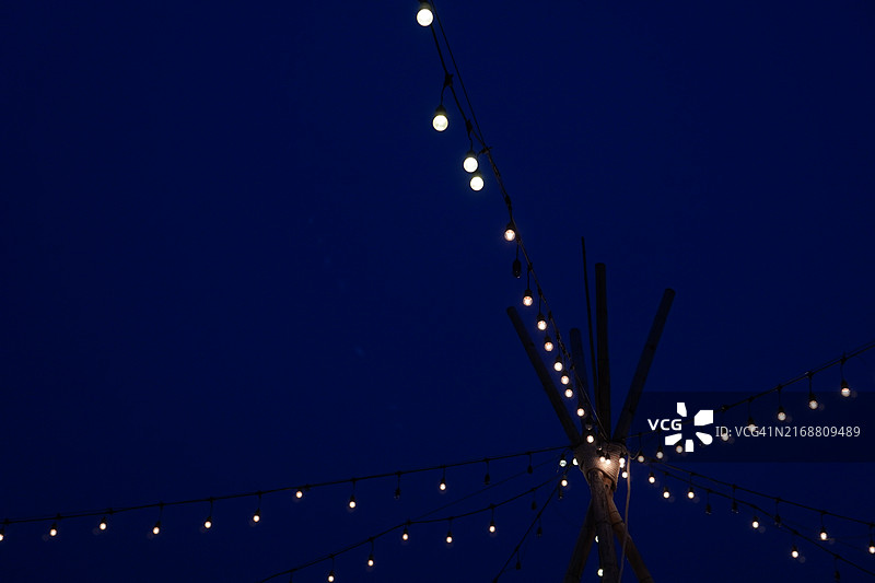 LED灯泡电线图片素材