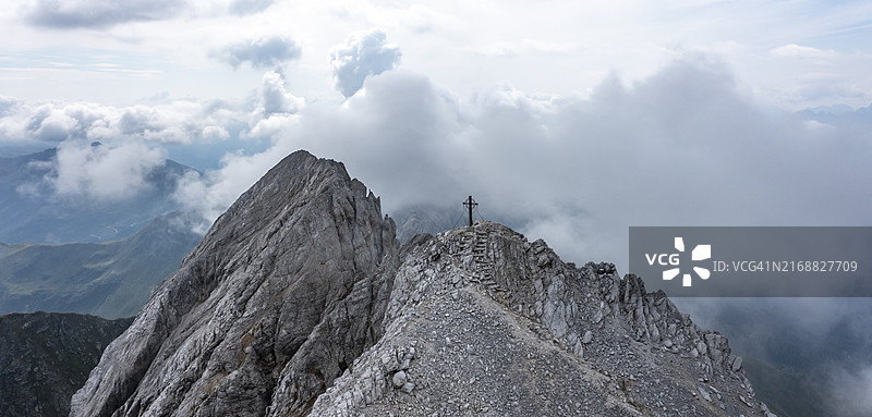奥地利卡林西亚阿尔卑斯山脉图片素材