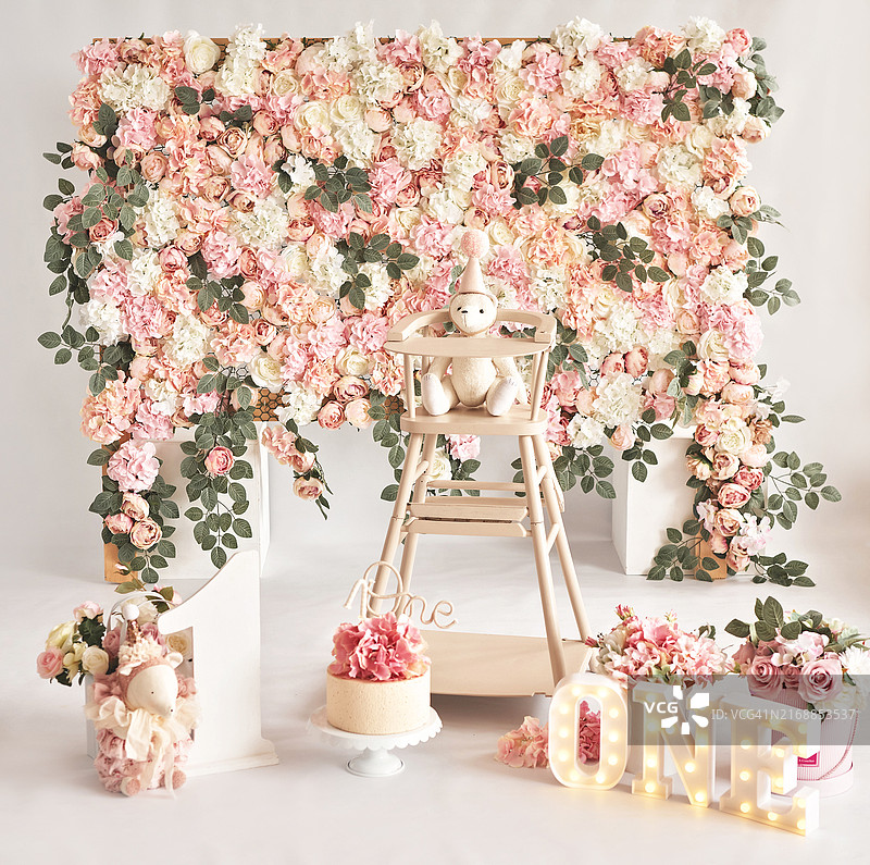 女孩一周岁生日派对图片素材