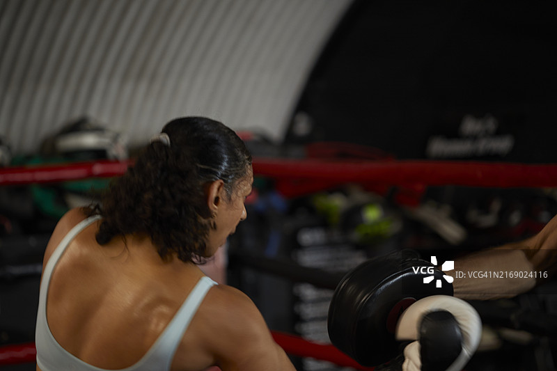 拳击垫训练图片素材