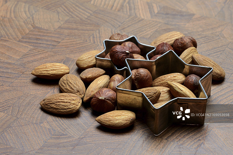 坚果和饼干模具图片素材