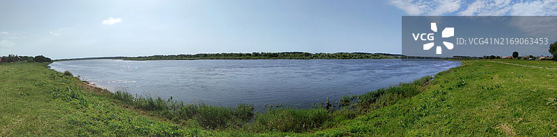 尤尔巴尔卡斯市的尼曼河图片素材