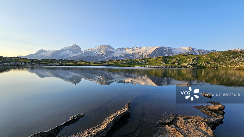 法国湖光山色美景图片素材