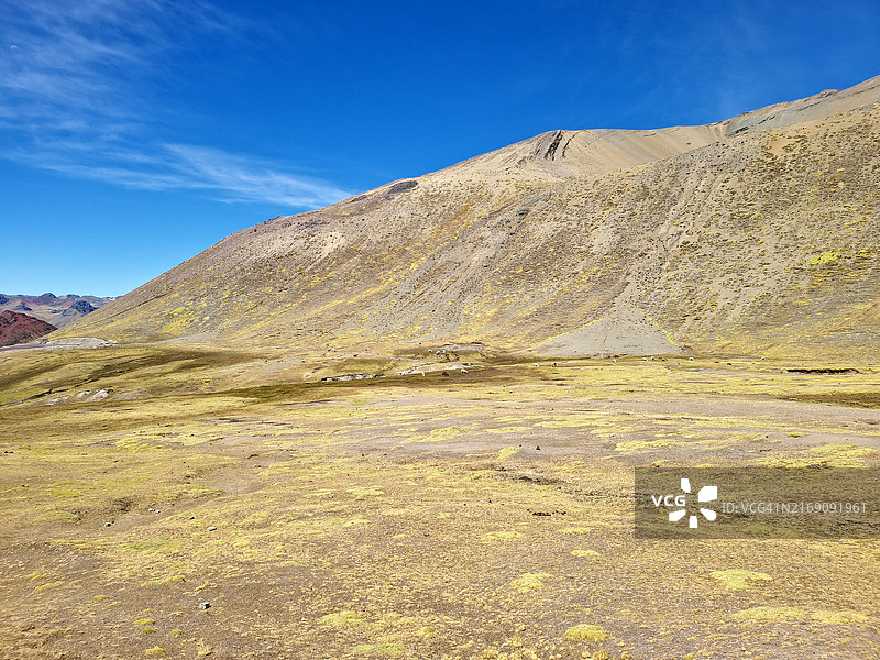 蓝天下的沙漠风光图片素材