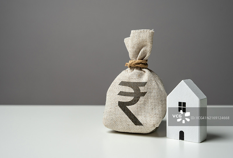 带纸币的样板房特写图片素材