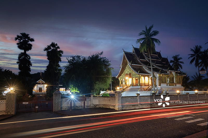 老挝琅勃拉邦的瓦迈·苏万纳普哈玛寺图片素材