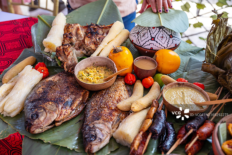 秘鲁丛林特色鱼肉料理图片素材