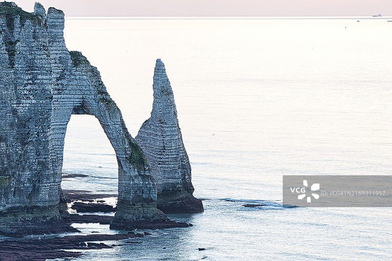 埃特勒塔的拱门和尖峰图片素材