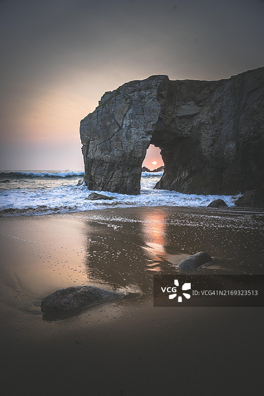 基伯龙布列塔尼法国的日落海景图片素材