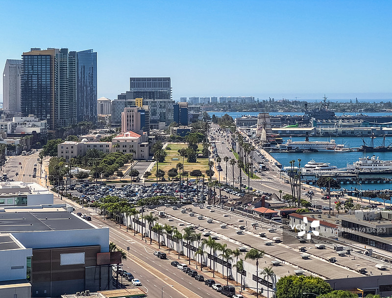 圣地亚哥市中心天际线航拍图片素材