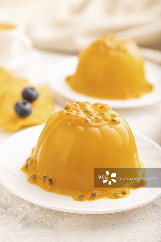 芒果百香果蓝莓果冻图片素材