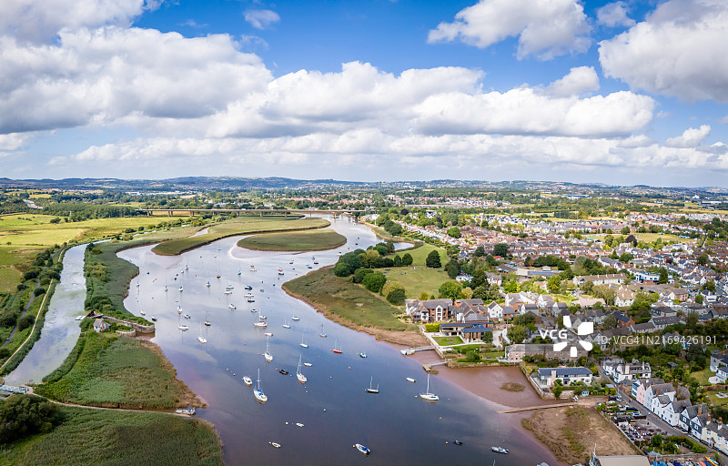托普瑟姆的埃克河口，远处是埃克塞特图片素材