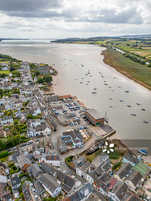 埃克塞河口的托普舍姆镇图片素材