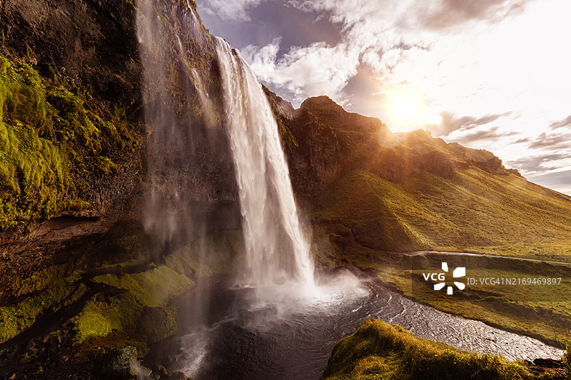 冰岛南部塞里雅兰瀑布风光图片素材