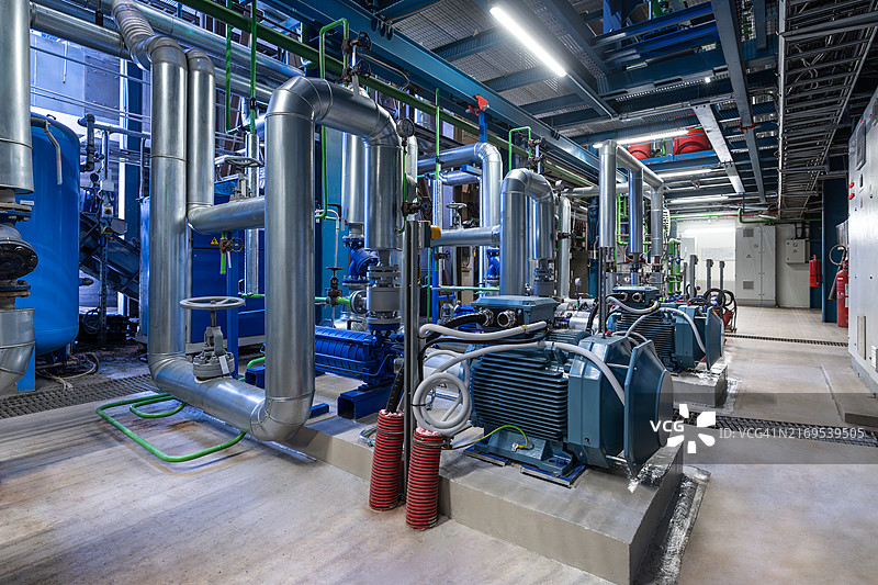 蒸汽锅炉高压泵图片素材