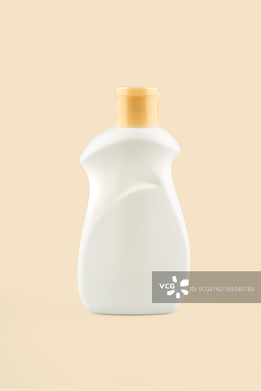 白色塑料瓶（空白）图片素材