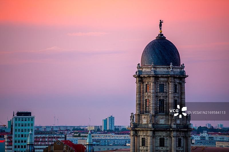 日落下的夏洛滕堡宫殿图片素材