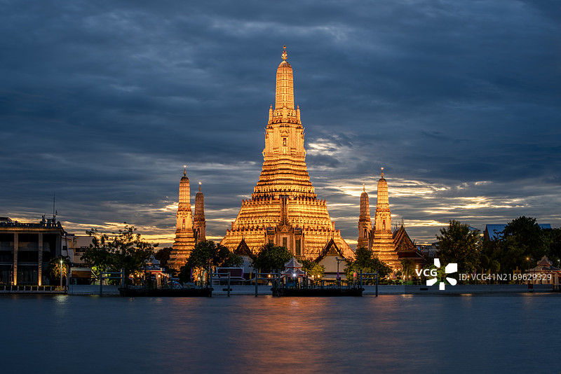 黎明寺的Prang佛塔，曼谷地标图片素材
