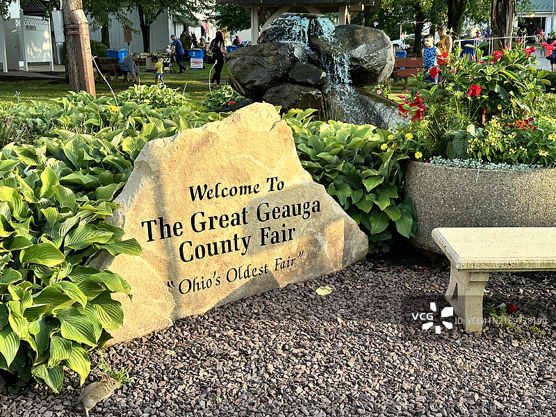 俄亥俄州 Geauga 乡村集市入口标志图片素材