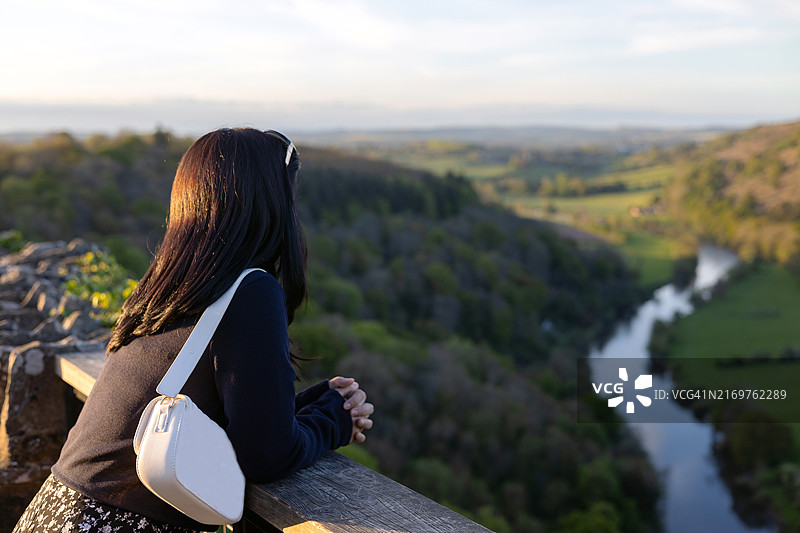 探索威尔士与英格兰边界的怀伊谷，英国，欧洲图片素材