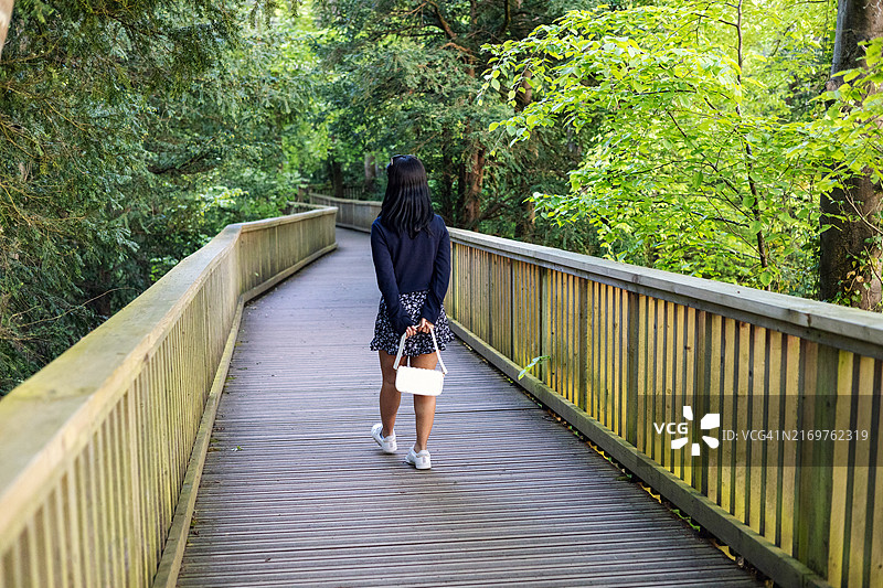 探索威尔士与英格兰边界的怀伊谷，英国，欧洲图片素材