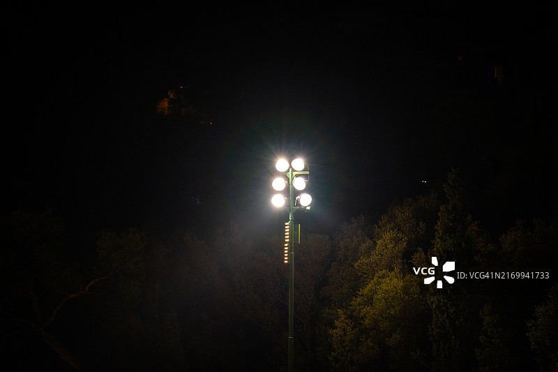 夜间体育场馆灯光图片素材