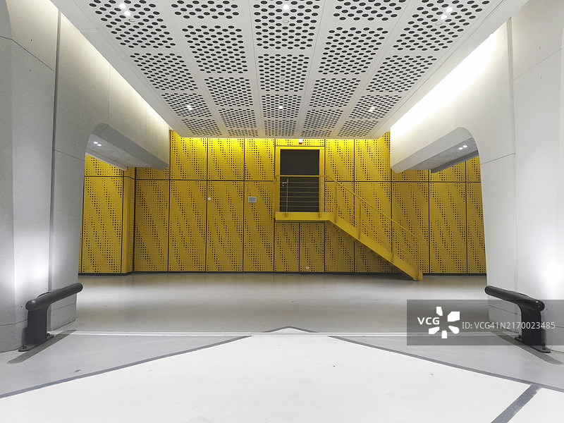 现代停车场图片素材