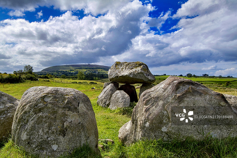卡罗莫尔巨石墓地，斯莱戈，爱尔兰图片素材