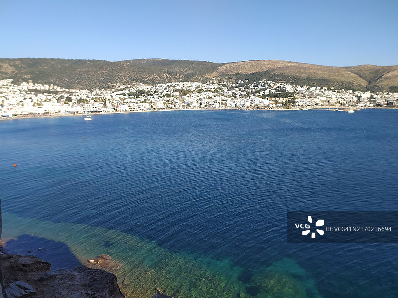 土耳其博德鲁姆的晴空海景图片素材