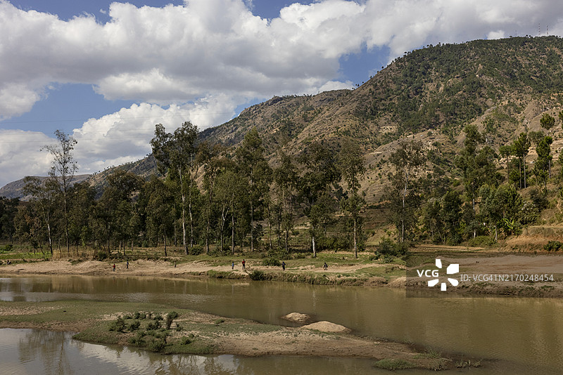 马达加斯加中部瓦基南卡拉特拉地区风光图片素材