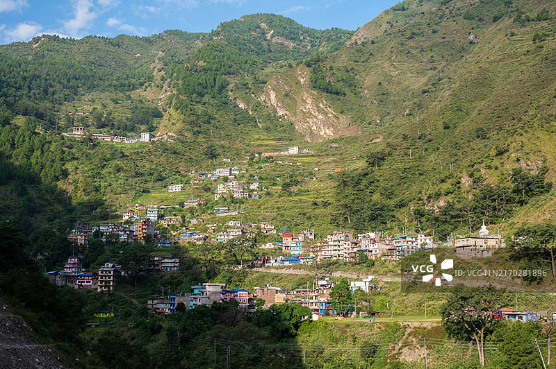 尼泊尔朗塘国家公园内美丽的居民村庄夏布鲁贝西村景色图片素材
