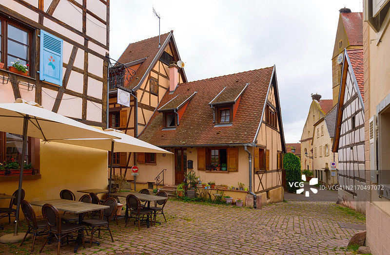 埃吉桑小镇的街道图片素材