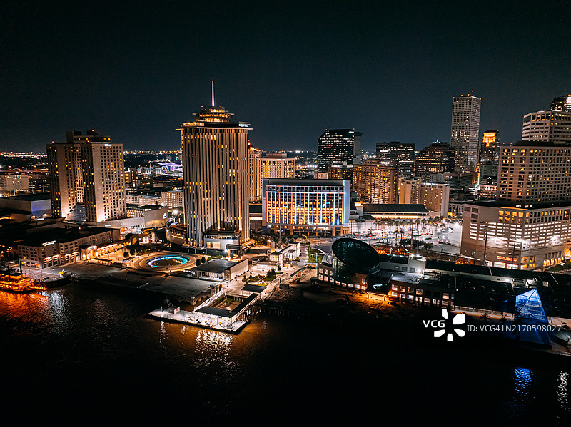 路易斯安那州新奥尔良夜景和密西西比河图片素材